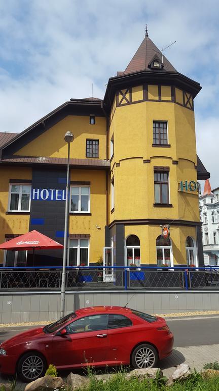 Hotel Global Sokolov Exteriör bild
