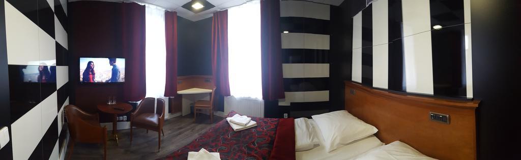 Hotel Global Sokolov Exteriör bild
